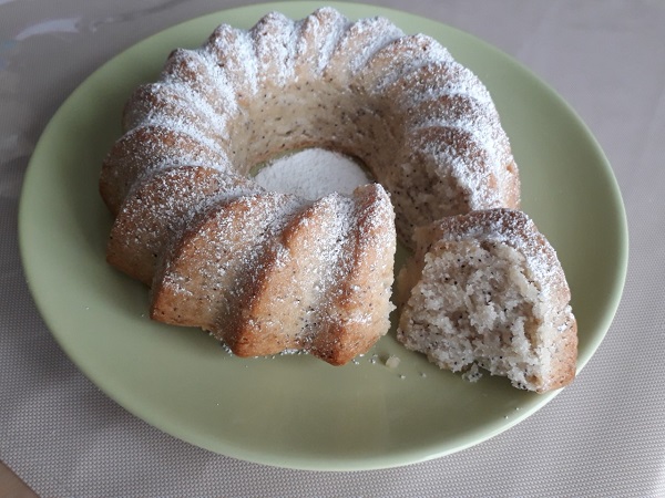 Gâteau au yaourt végétal sans gluten, sans œufs