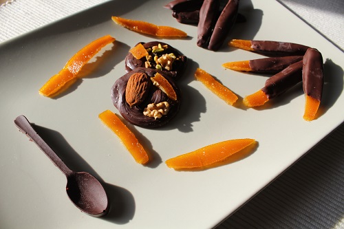 Chocolat sans lactose, mendiants, orangette