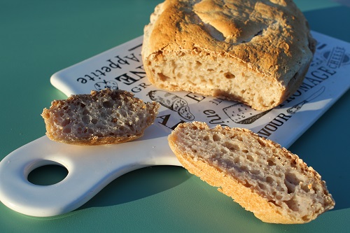 Recette facile de pain sans gluten au levain, très moelleux, sans machine à pain...